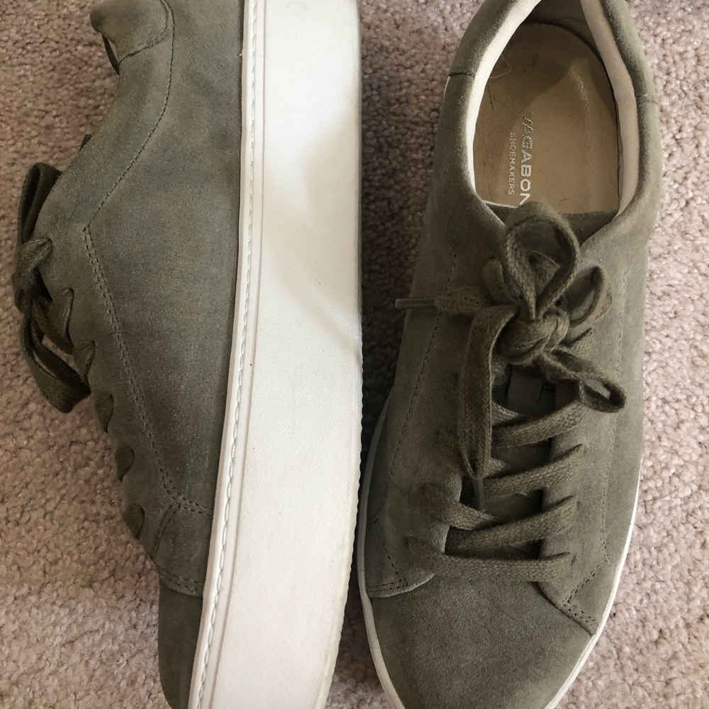 VEGABOND SNEAKERS